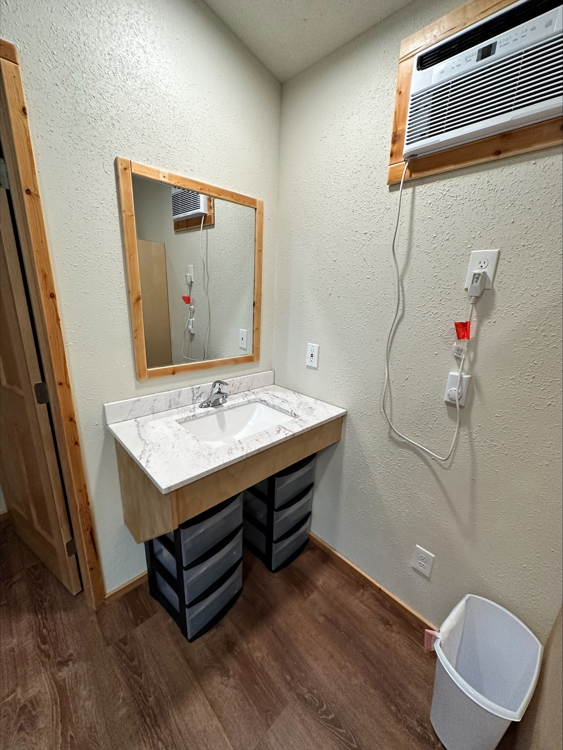 Standard Dorm Vanity